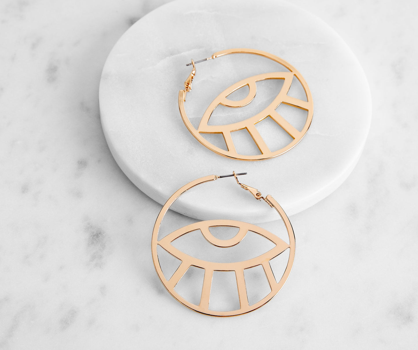 All Eyes On You Hoops