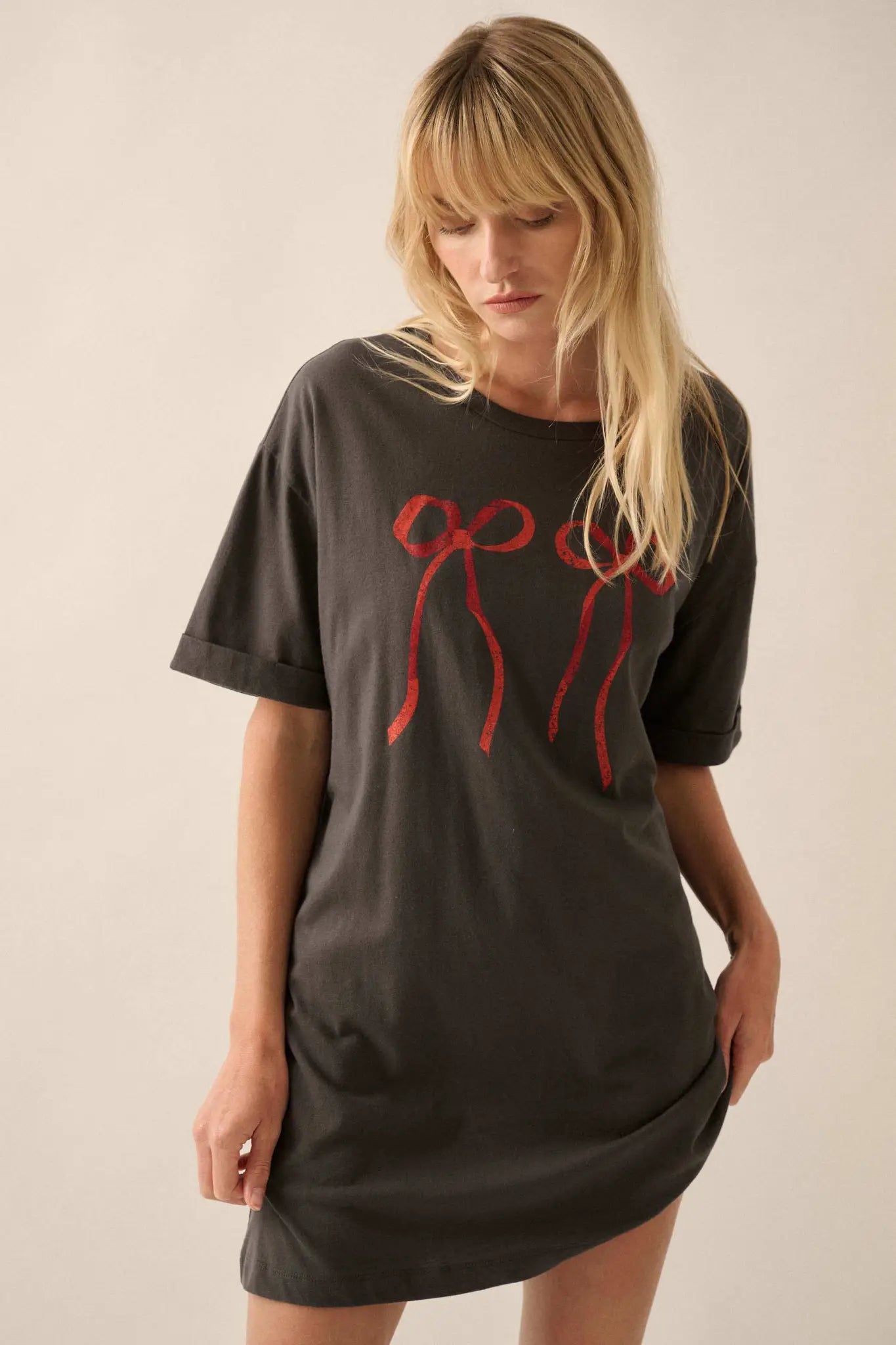 You Bow Girl Oversize Cuffed Graphic Tee