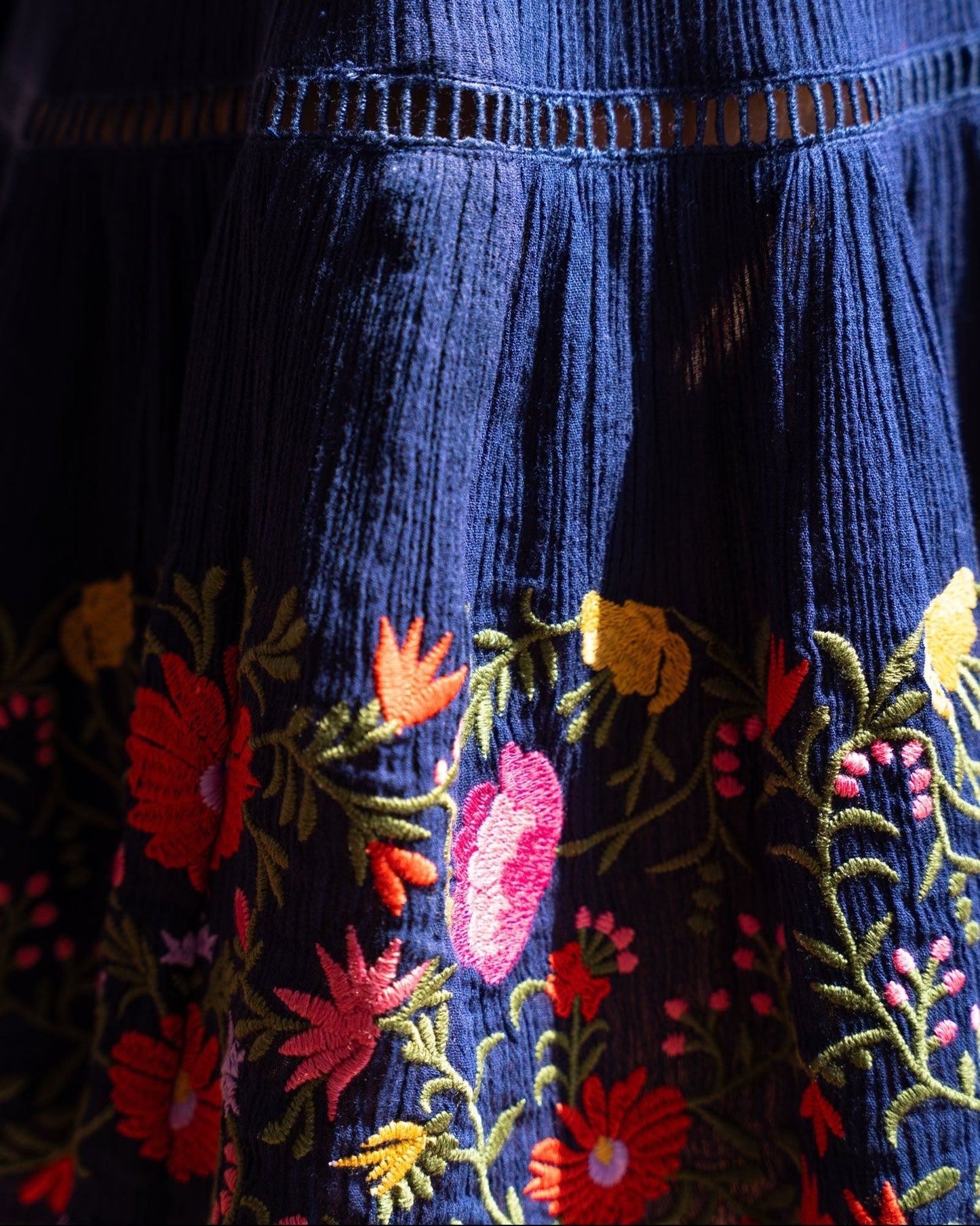 Gari Dress In Gardenia Embroidery