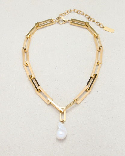 FRESHWATER PEARL TERRY NECKLACE