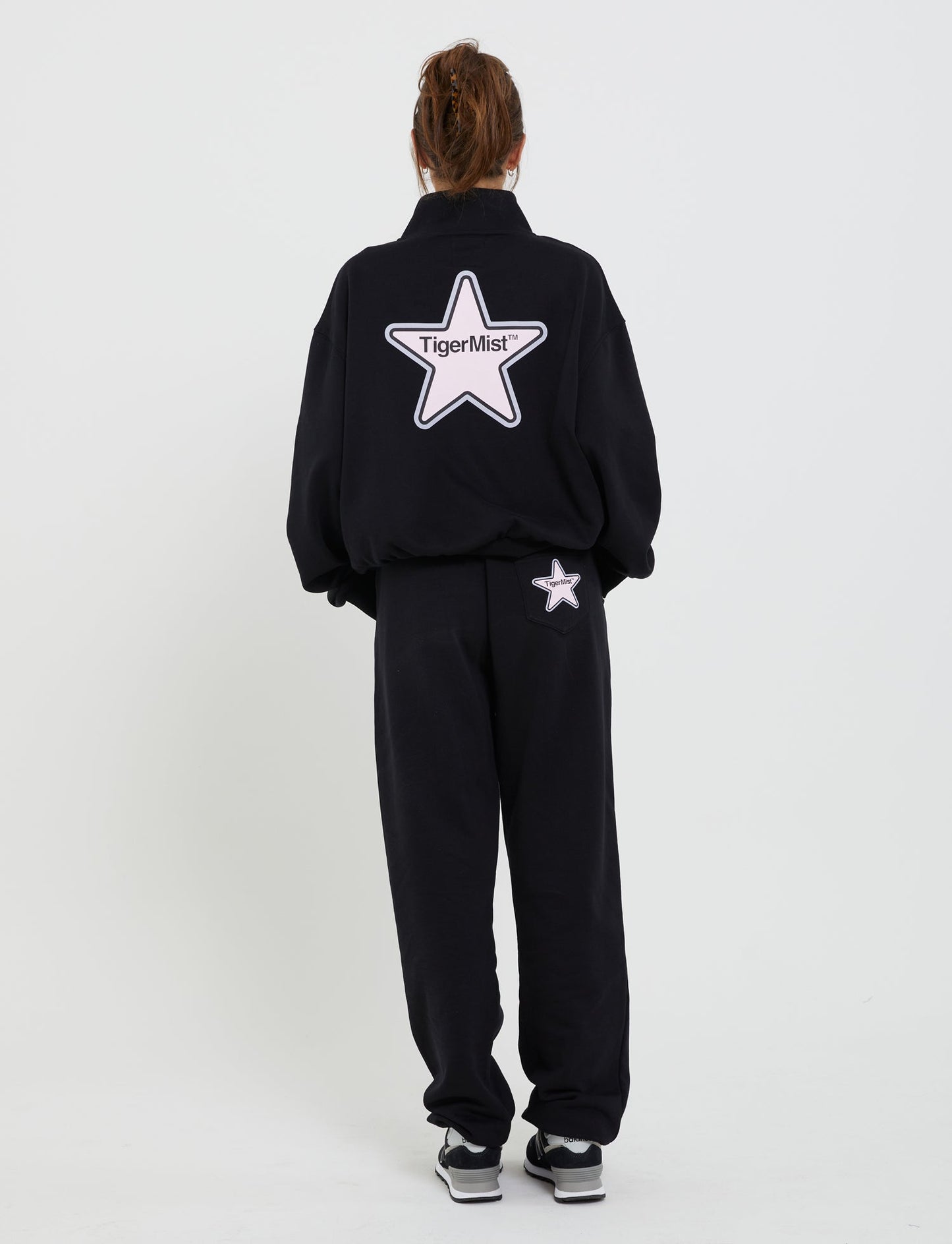 DELFINA JUMPER - BLACK