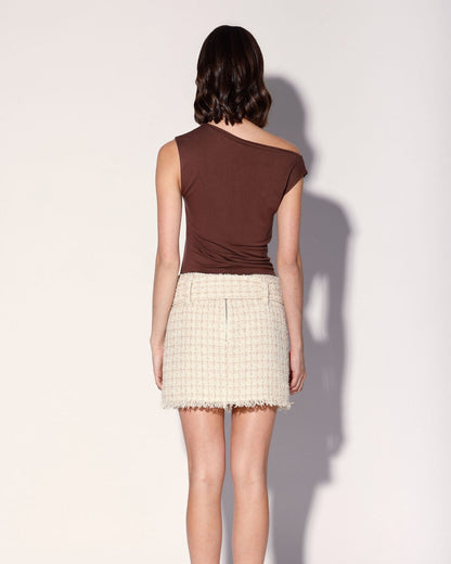 Frances Top, Saddle